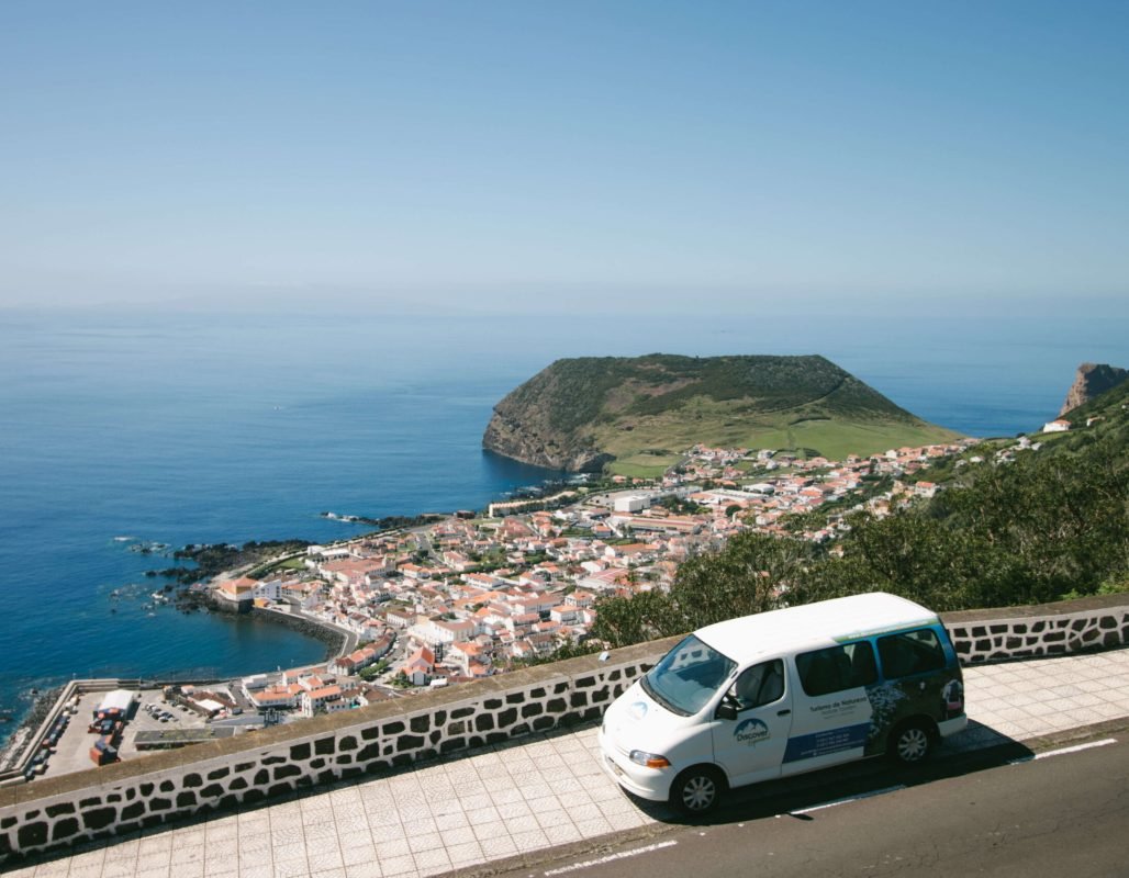 Van Tours 2 Van tours in São Jorge Island