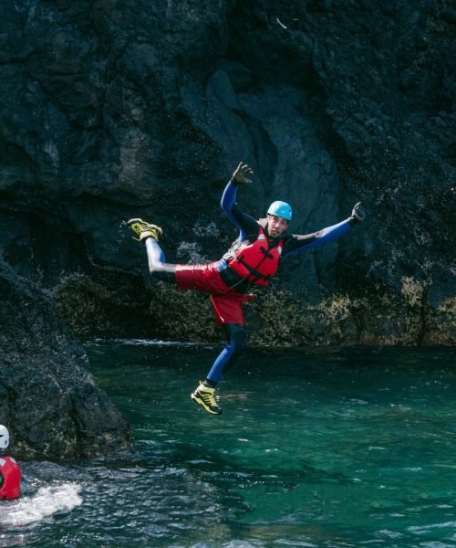 Contato 5 Coasteering in são jorge island, azores